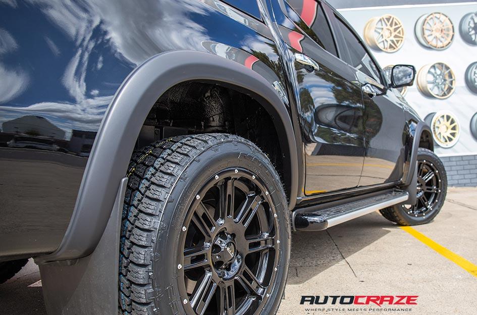 MERCEDES X CLASS HE900 GLOSS BLACK